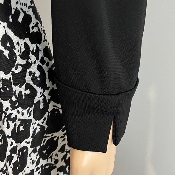 Diane Von Furstenberg - Like New Black and White Patterned Midi dress - Picture 4 of 16